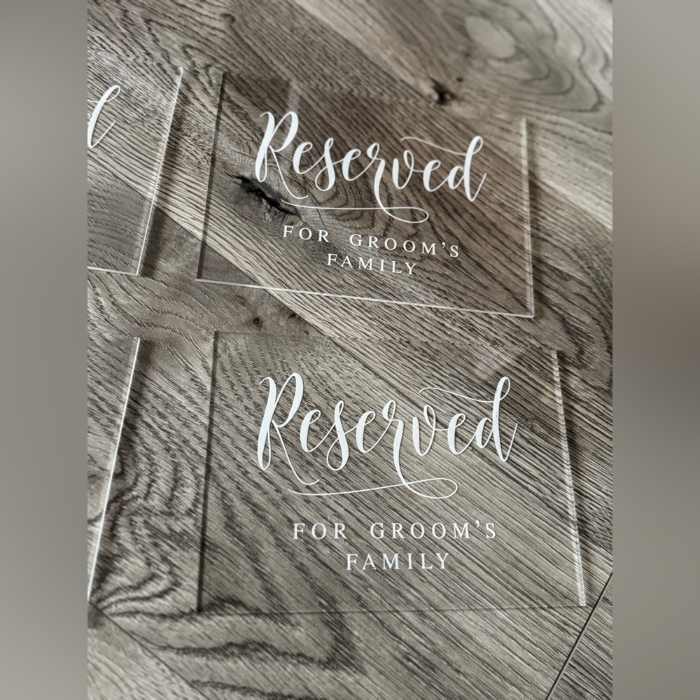4 Reserved Acrylic Table Signs with Wood Base - Clear - Picture 4 of 10